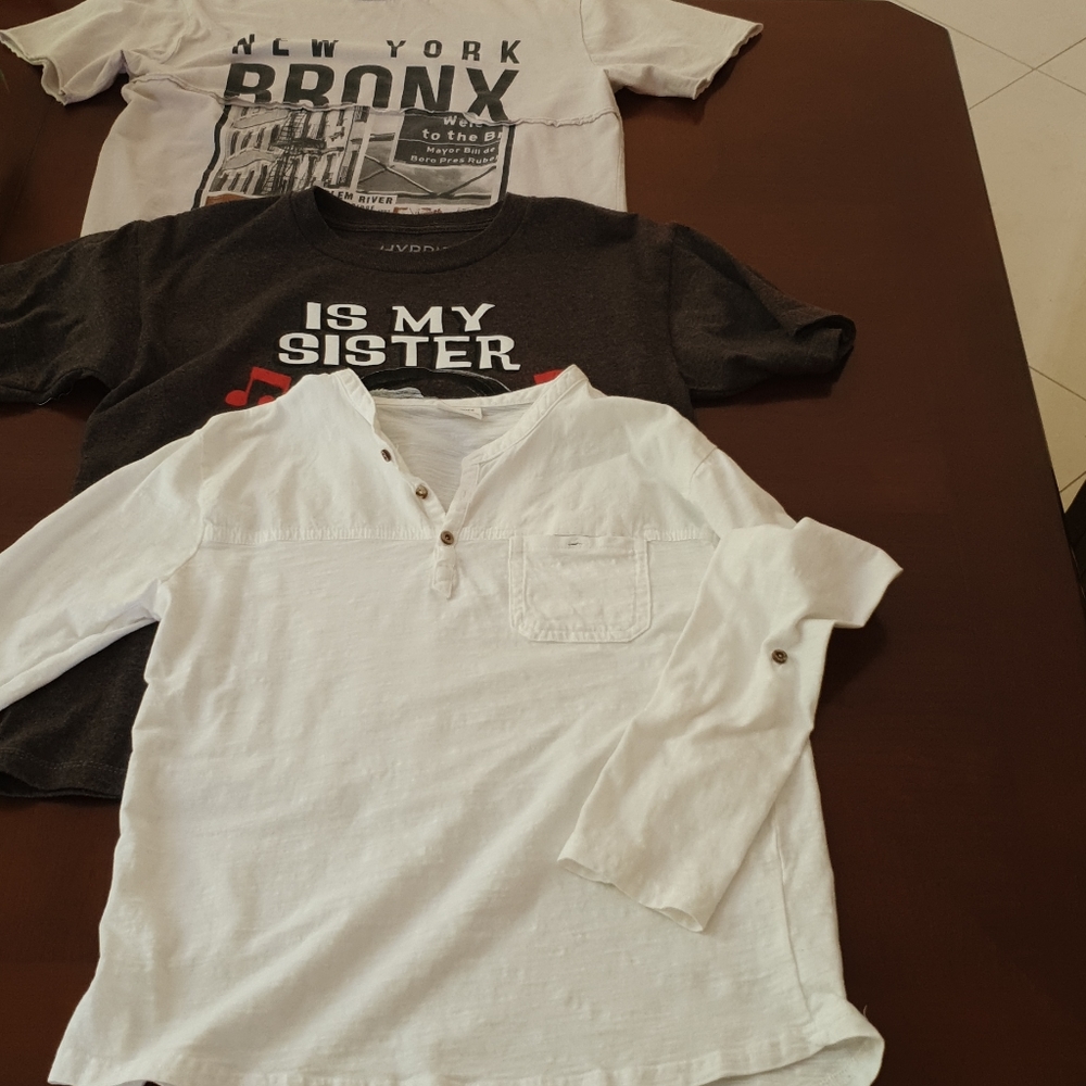 Zara boys tshirt, s size